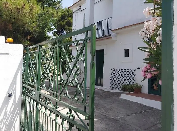 Сasa de vacaciones In .. *